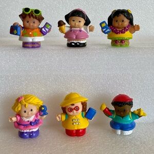 Vintage mixed lot of 6 Fisher-Price Little People Figures Toys